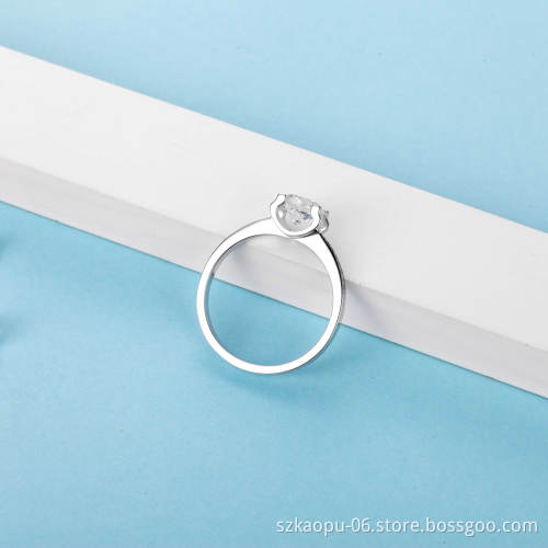 Fashion Jewelry  925 Silver Ring For Women Wedding Ring Four Prong Moissanite With Cutting Diamonds  For Anniversary